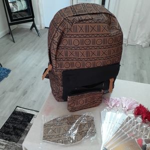 Black to school backpack and mask set